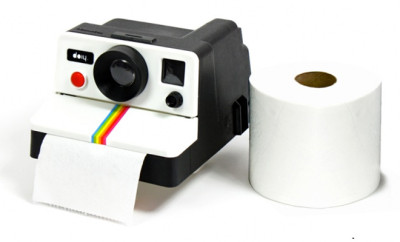 toiletpapierhouder DIoy, polaroidcamera